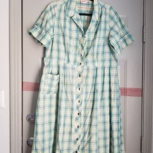Plus size vintage shirtwaist dress
